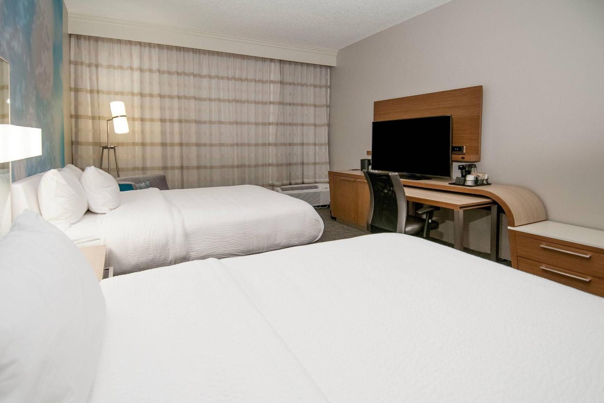 Courtyard By Marriott בנטונוויל מראה חיצוני תמונה