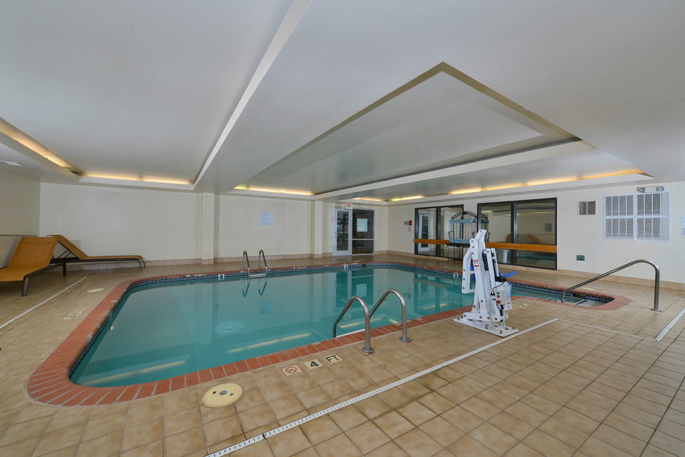 Courtyard By Marriott בנטונוויל מראה חיצוני תמונה