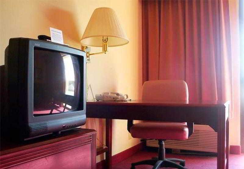 Courtyard By Marriott בנטונוויל מראה חיצוני תמונה
