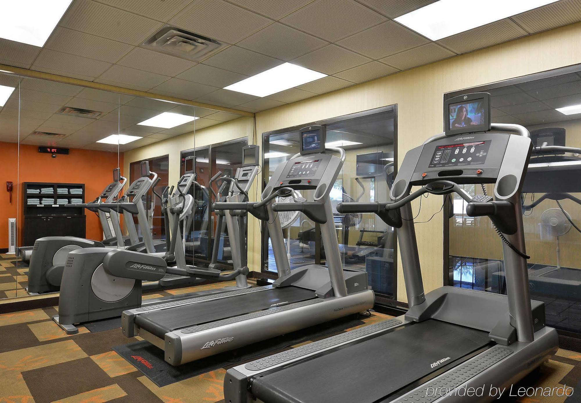 Courtyard By Marriott בנטונוויל מראה חיצוני תמונה